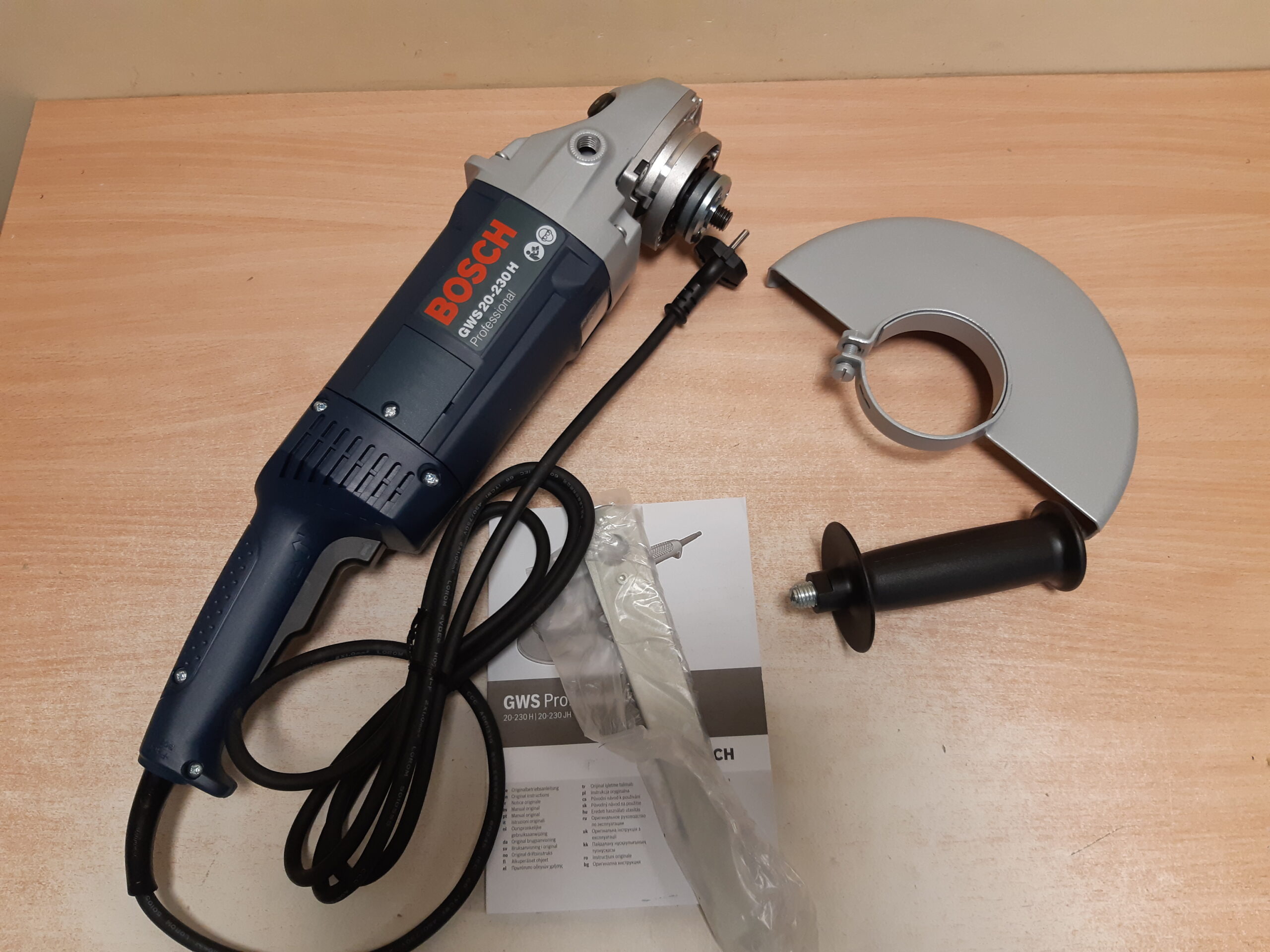 Tools24 - Bosch Professional nurklihvija GWS 20-230H-3