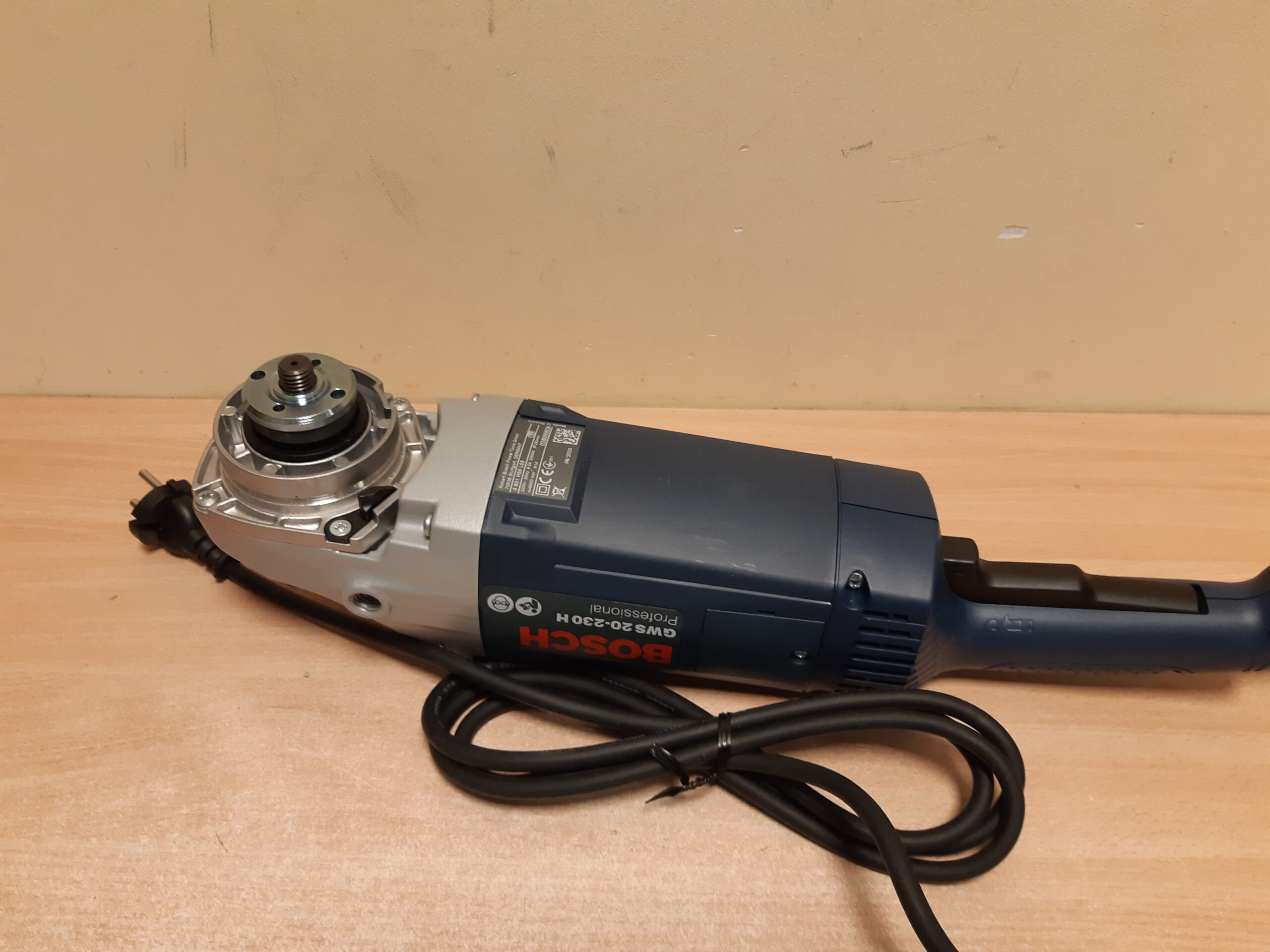 Tools24 - Bosch Professional nurklihvija GWS 20-230H-2