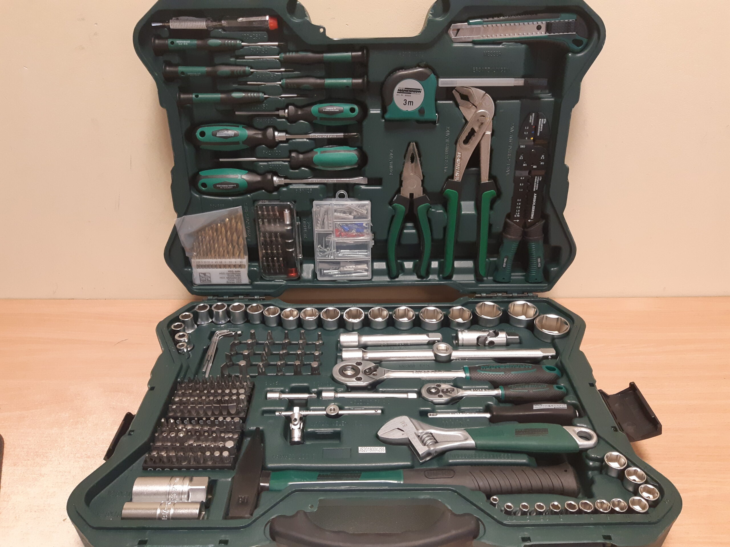 Tools24 - tööriistakomplekt 303- osaline M29088-2