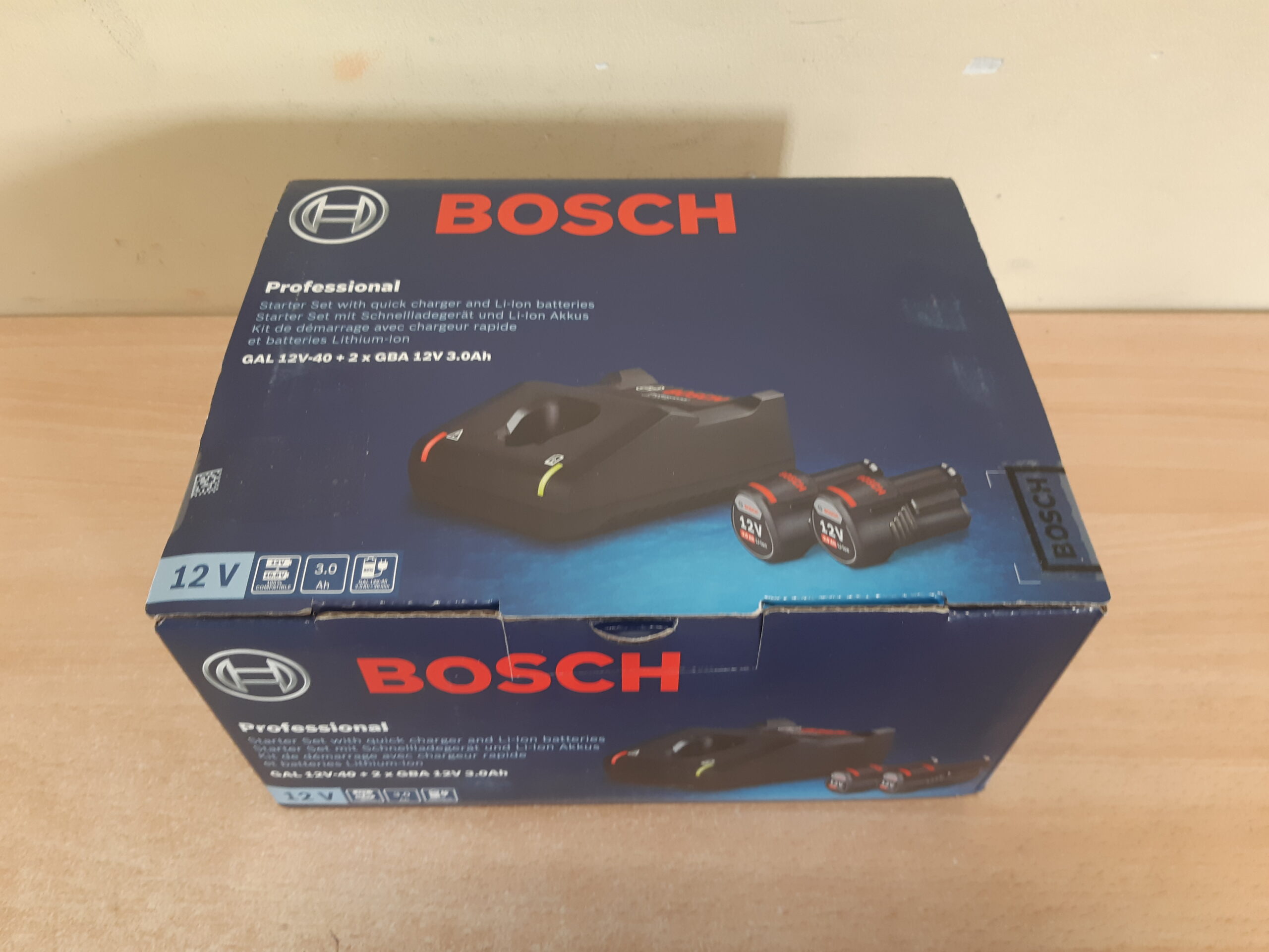 Tools24 - Bosch Professional akud + kiirlaadija 1600A019RD