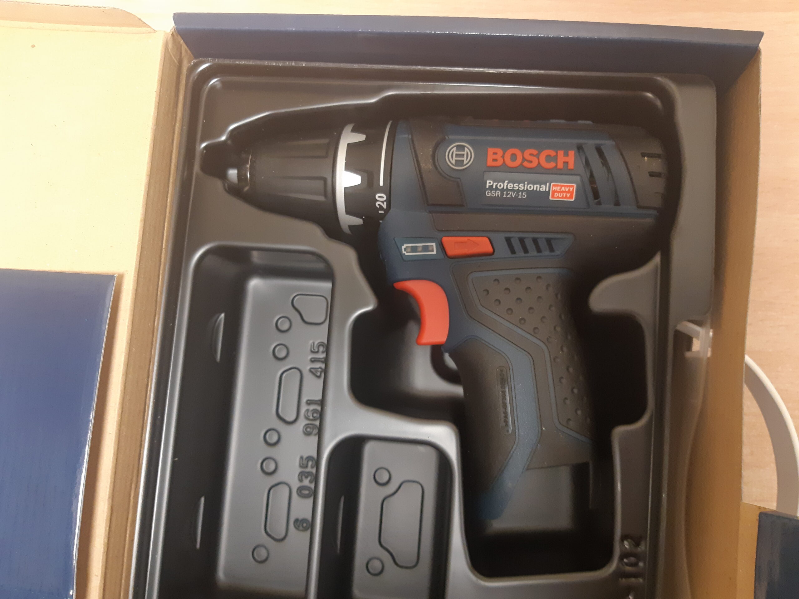 Tools24 - akutrell Bosch Professional GSR 12V-15 SOLO-9